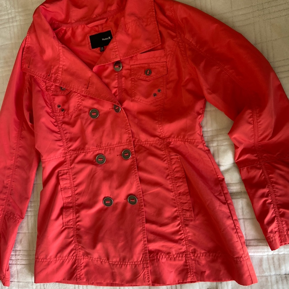 Small Hurley button up windbreaker, removable hood
